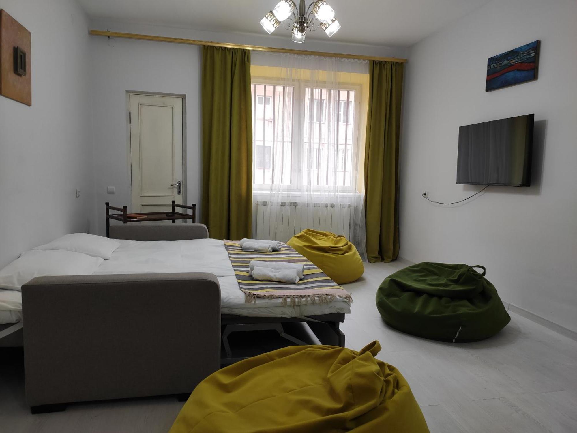 Ners Guest House Gyumri Esterno foto