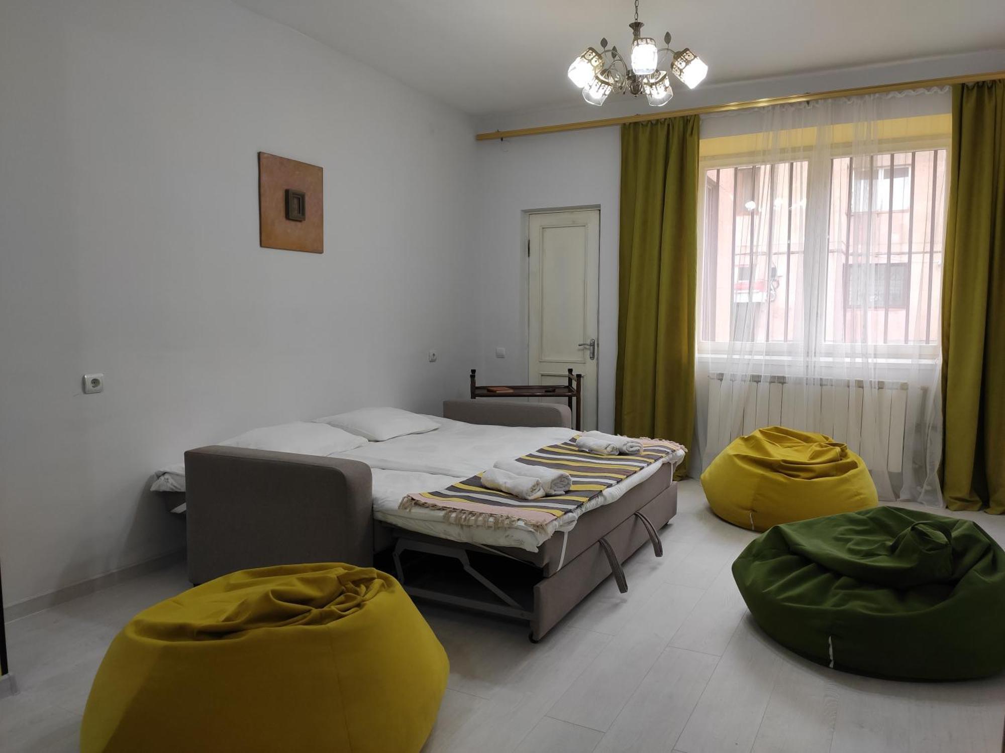 Ners Guest House Gyumri Esterno foto